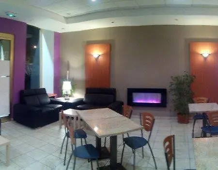 Du Parc Centre 3* تيونفيل